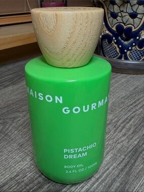 🌻5 for $30🌻 Maison GOURMAND Pistachio Dream Body Oil Spray